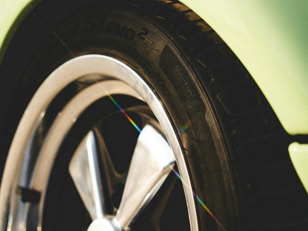 Black friday pneus voitures : économisez jusqu'à 100€ !